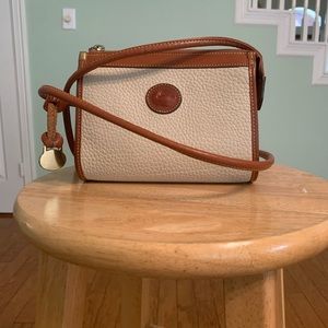 Vintage authentic DOONEY & BOURKE crossbody